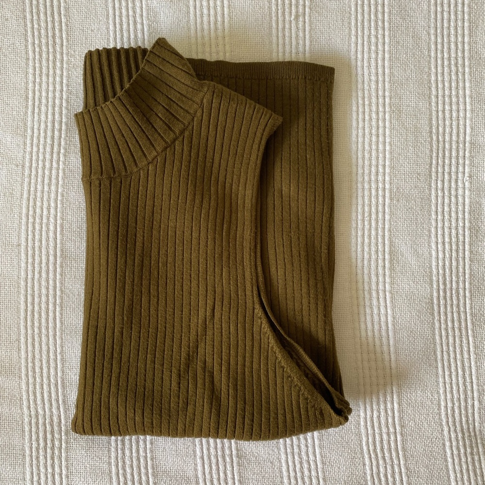 Madewell Ribbed Olive Green Turtleneck Sweater